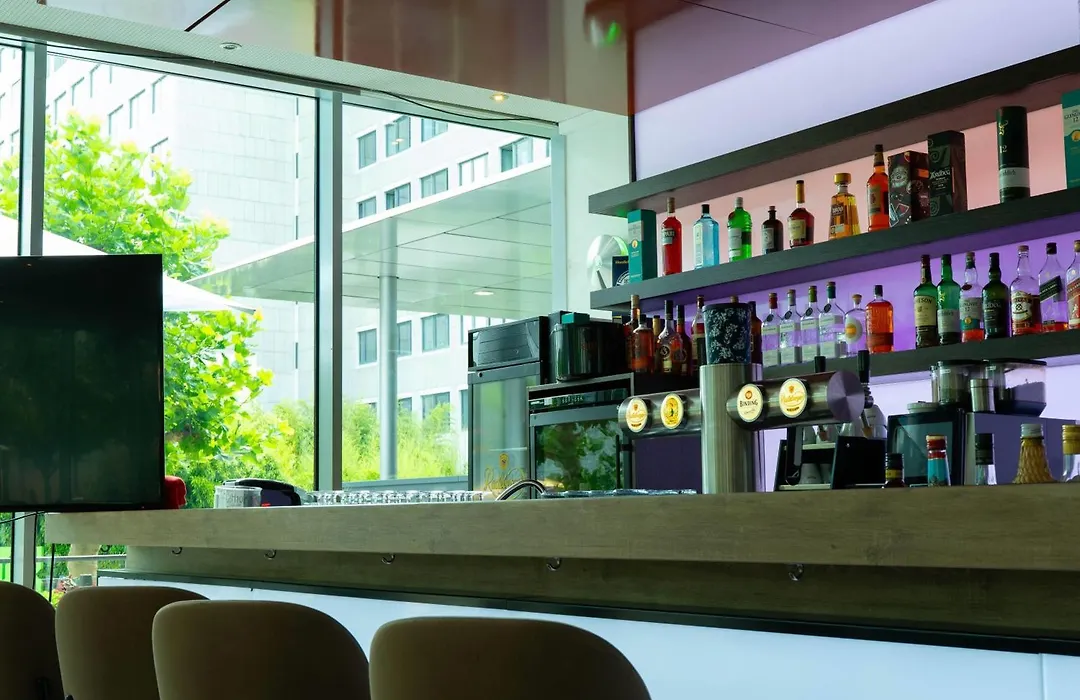 Wyndham Frankfurt Niederrad-1
