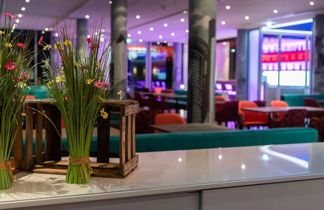 Wyndham Frankfurt Niederrad-1